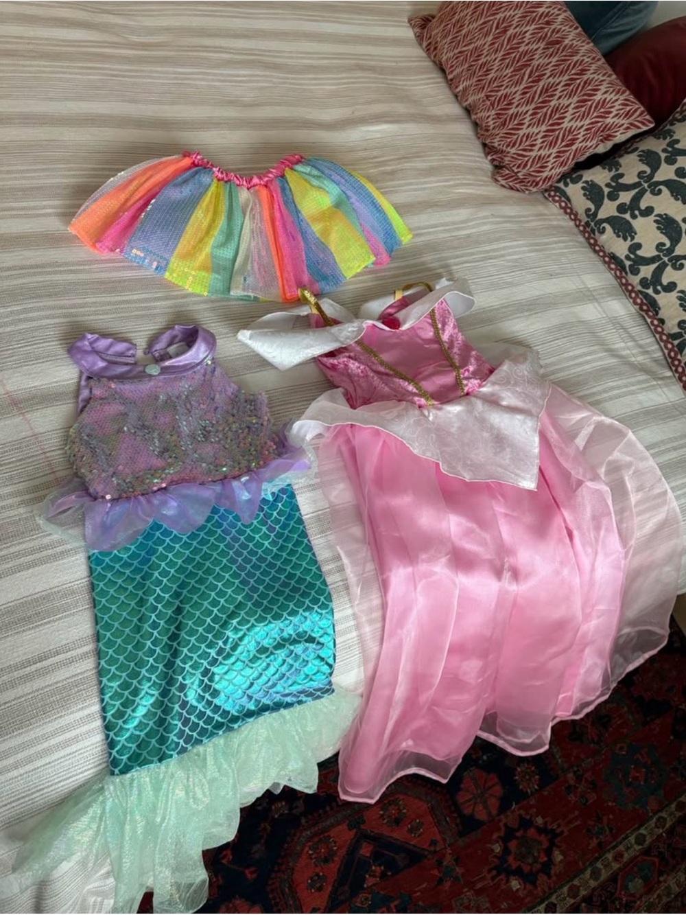 Share the magic of make believe
